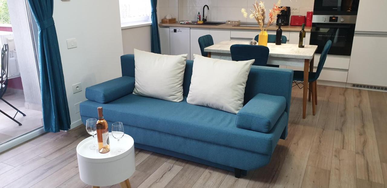 Iosia Apartment 203 Oradea Eksteriør bilde